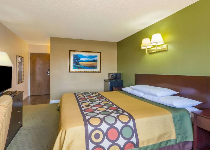 Super 8 By Wyndham Goodyear/phoenix Area Hotel