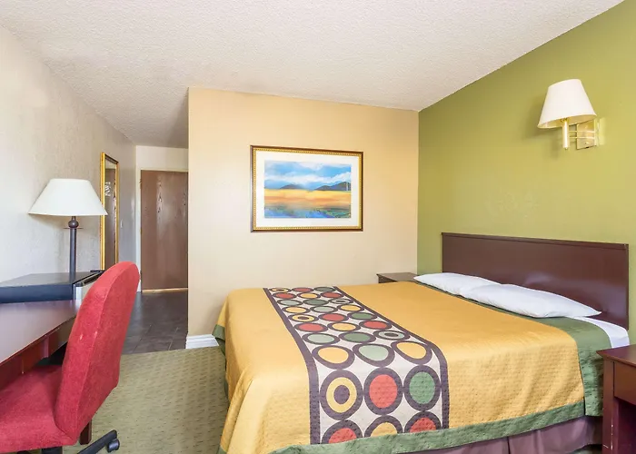 Super 8 By Wyndham Goodyear/phoenix Area 2*