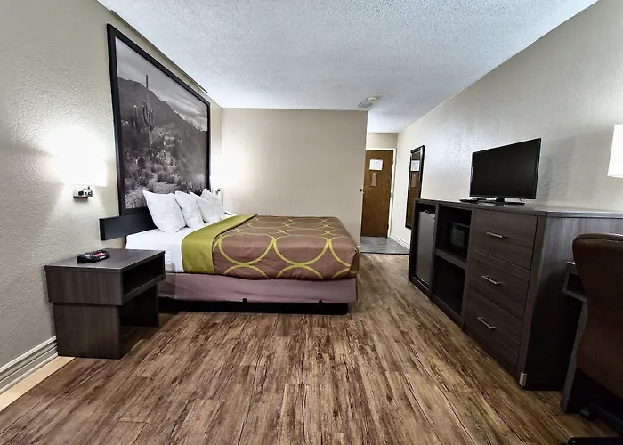 Super 8 By Wyndham Goodyear/phoenix Area 2*