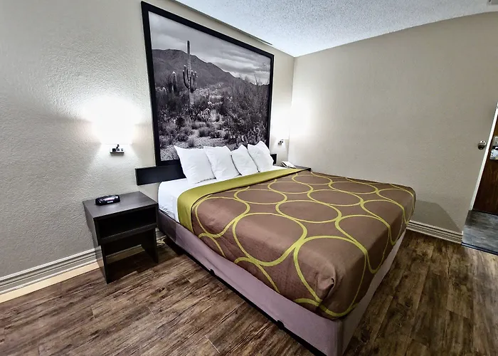 Hotel Super 8 By Wyndham Goodyear/phoenix Area 2*