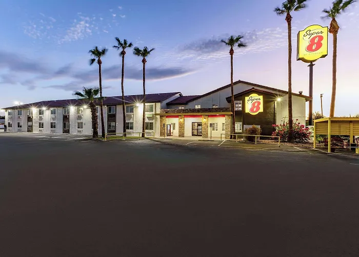 Super 8 By Wyndham Goodyear/phoenix Area