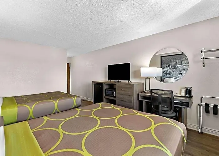 Super 8 By Wyndham Goodyear/phoenix Area Hotel 2*
